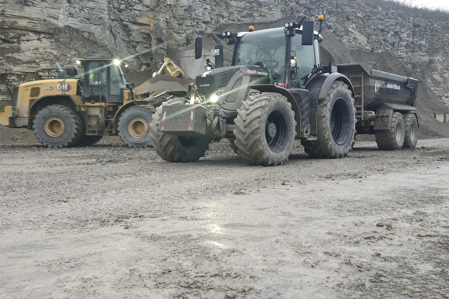 Schlepper-Einsatz Steinbruch